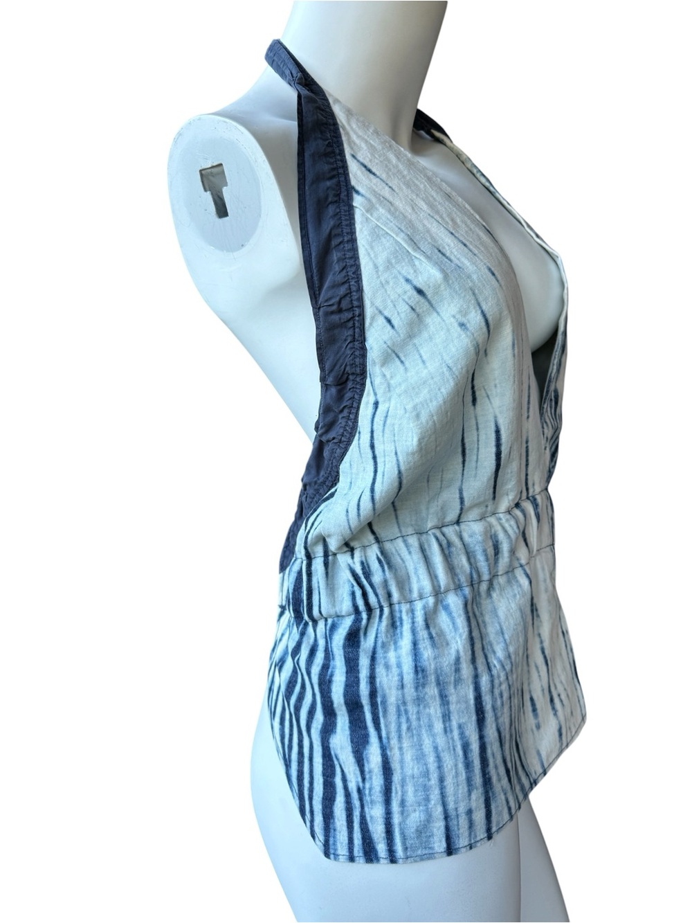 Handmade Indigo Tie-Dye Halter Top
small